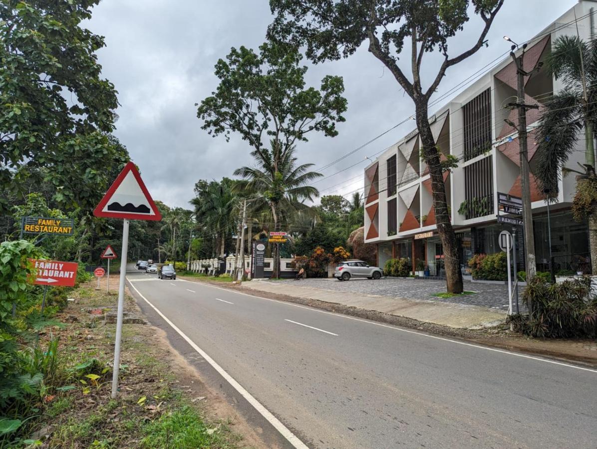 Hotel Royalton Residency Mundakāyam Esterno foto