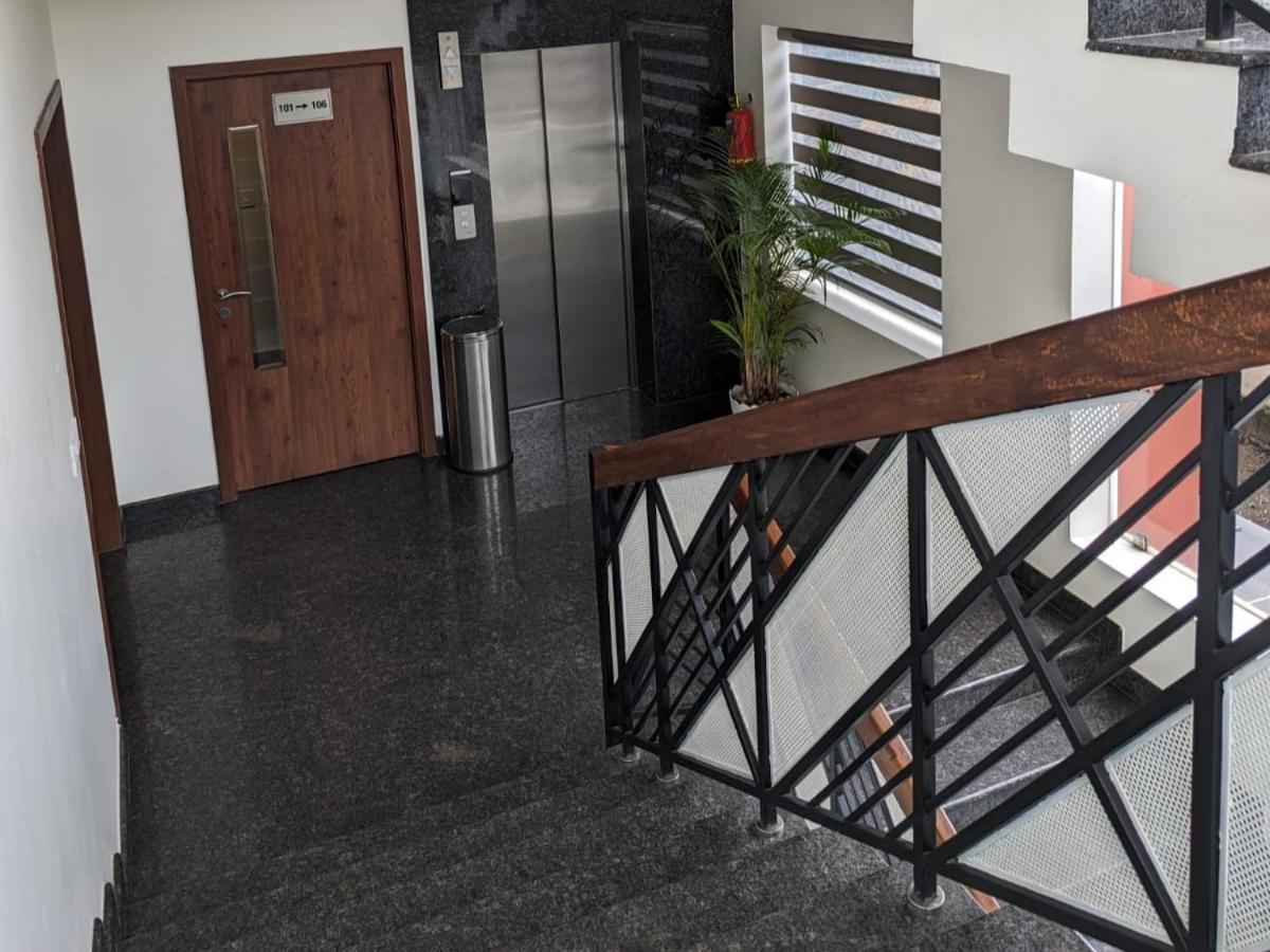 Hotel Royalton Residency Mundakāyam Esterno foto
